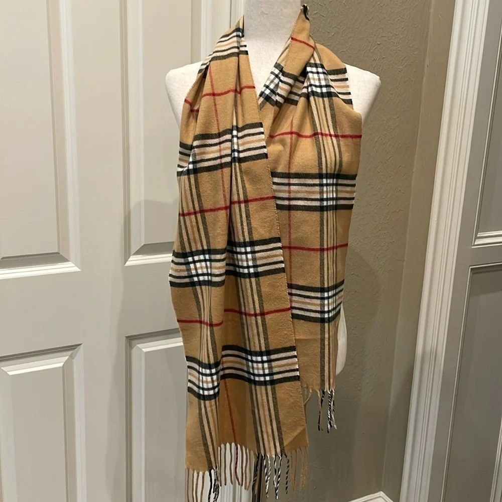 Classic Plaid Scarf Tan/Black/Red